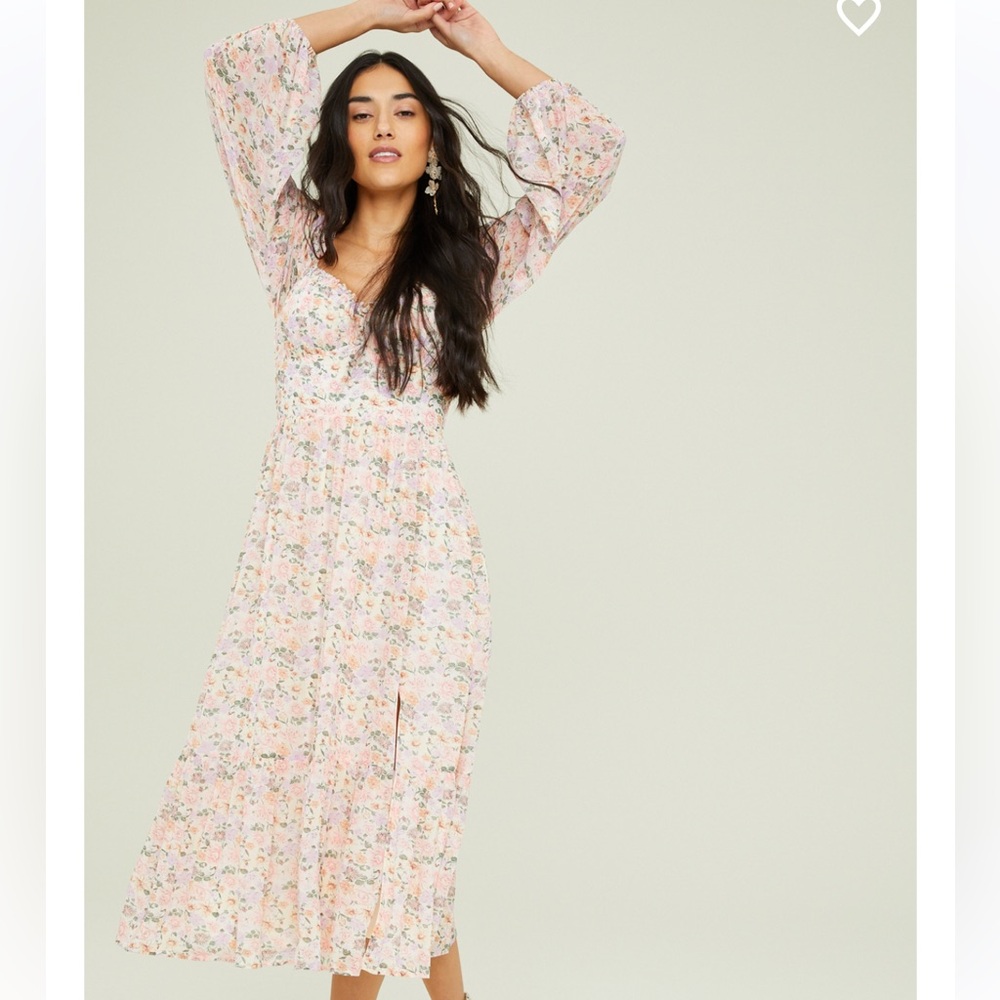 Logan floral dress - size medium